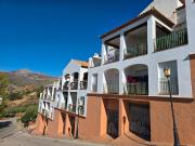 Masía en venta en Alcaucín. Masías.