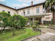 Casa en venta en Ampuero. Historia arquitectónica en...