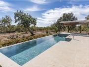 Masía en venta en Baleares Alaró. Casa de campo luminosa...