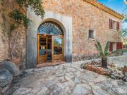 Masía en venta en Baleares Santa María del Camí....