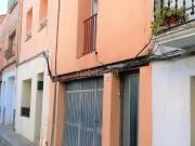 Casa adosada en venta en Bell lloc d´Urgell. Casa de...