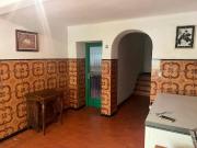 Masía en venta en Bescanó. Masia rústica a reformar con...