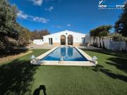 Masía en venta en Cantoria. Finca rural en venta en...