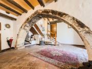 Masía en venta en Canyelles. Masía histórica en el...