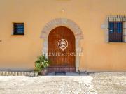 Masía en venta en Castellet i la Gornal. Masia con...
