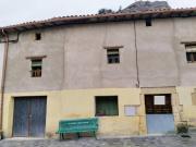 Masía en venta en Covarrubias. Casa en venta en...