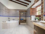 Masía en venta en Jonquera La. Espectacular masía en...