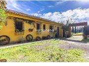 Masía en venta en Mairena del Alcor. Venta de finca...