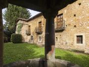 Masía en venta en Noreña. Excepcional Palacio en el...