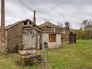 Masía en venta en Outeiro de Rei. Casa a restaurar con...