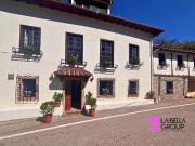 Masía en venta en Pesaguero. Casa rústica reformada con...