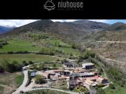 Masía en venta en Prullans Pirineos. Masías.