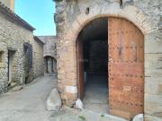 Masía en venta en Vilopriu. Una majestuosa masía donde...