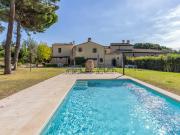 Masía histórica con piscina, amplias parcelas rústicas y...