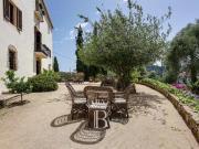 Masía histórica y única a solo 50 minutos de la ciudad...