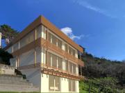 MASSA, in posizione collinare con spendita vista MARE...