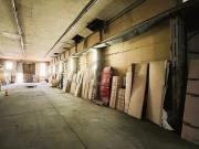 MASSIV, VIEL PLATZ, SEHR GUTE ANBINDUNG