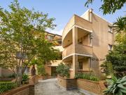 Massive 132SQM Top Floor Entertainer in a Double Brick...