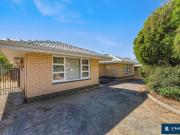 Massive 1,315sqm Block with R30/40 Zoning, Renovated 4...