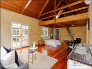 Massive 5 Bedroom, 3 Bathroom Home in Shenton Park