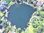 Massive Stadtvilla mit privatem Seezugang Nähe Wien...