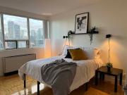 Master Bed / Unit 2210 88 Bloor
