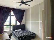 Master Room with Big Window and private toilet for...