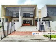 [Mature township] 2 Storey Terrace [10 min to...