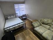 Mauldeth Road, Manchester M14, 3 bed flat to rent,...