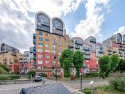 Maurer Court, Mudlarks Boulevard, 3 Bedroom Flat