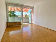 MAXGLAN sonnige 2 Zimmer Wohnung mit Balkon & Bergblick...