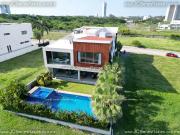 Máximo confort: Casa de 670m² con Alberca y Club de...