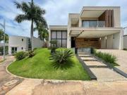 MAXXIMO GARDEN – CASA DE ESQUINA NOVA E MODERNA NO...