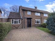 Maybury, Woking, Surrey GU22, 3 bed semi detached house...