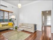 Mayfair Charm: 2 Bedroom Apartment in Prime City Location!
