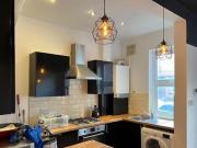Mayville Place, Leeds, 4 Bedroom House