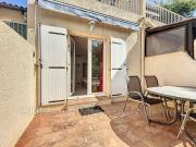 Mazet avec studio indépendant, jardinet, garage et...