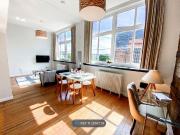 Mcdonald Road, Edinburgh EH7, 1 bed flat to rent, £1,699...