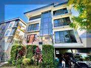 McKinley Hill Village: House For Sale, Lot 189m2, Floor...