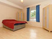 Meadow Road, London, SW8