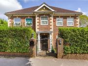 Meadowbanks, Barnet Road, Arkley, Hertfordshire EN5, 4...