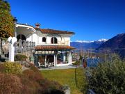 Mediterrane Villa an begehrtester Lage mit spektakulärer...