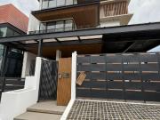 Mega Home Filinvest II: 946 sqm Floor Area, Pool, Gym,...