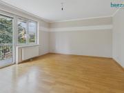 ruhige Balkonwohnung, hell und sonnig mit Gartenblick