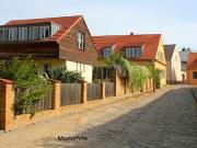 Mehrfamilienhaus, 2 Familienhaus und Lagergebäude