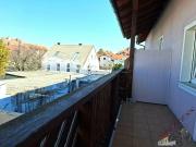 Mehrfamilienhaus Hälfte mit ca 200 qm in einer sehr...