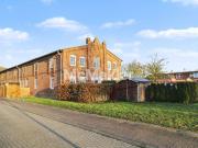 Mehrfamilienhaus in Groß Kedingshagen – Substanzstark &...