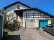 Mehrfamilienhaus mit 3 Einheiten und großem Garten in...