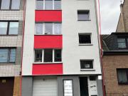 Mehrfamilienhaus mit 5 Wohneinheiten und einer Garage in...
