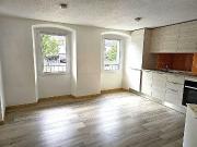 Mehrfamilienhaus mit drei 2 1/2 Zimmer Wohnungen / Casa...